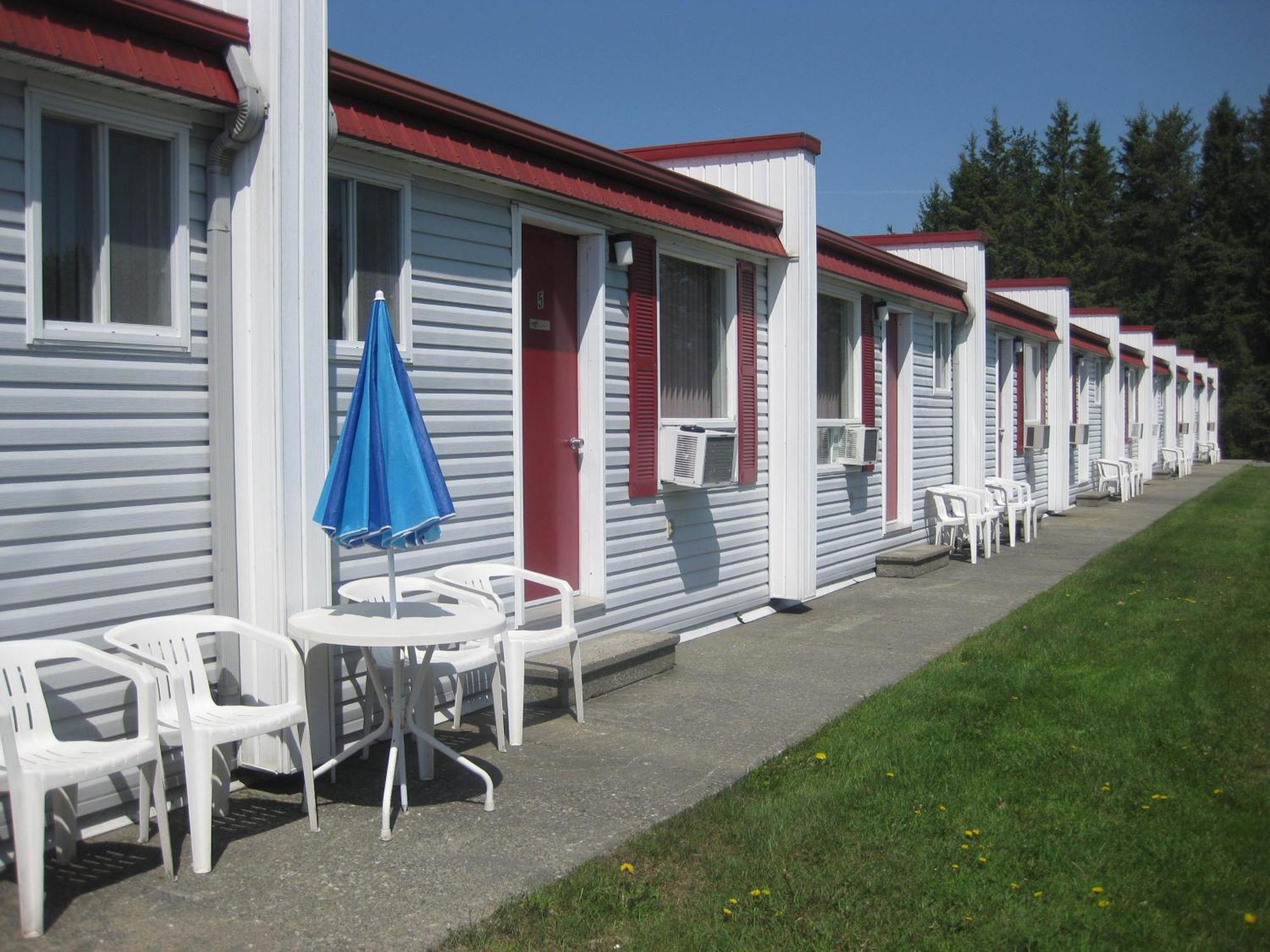 Motel De La Pente Douce Magog Eksteriør billede
